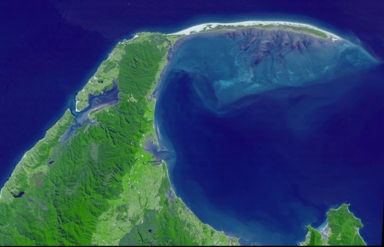 13-4-landforms-of-coastal-deposition-introduction-to-oceanography